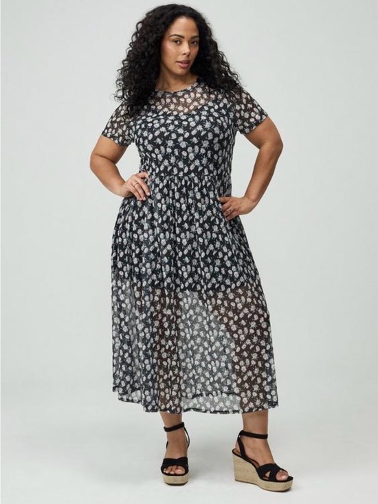 torrid Dresses & Skirts - Torrid size 1X NWT dress